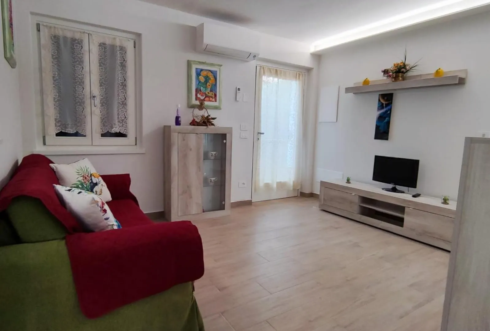 Sweet Apartment - Centre Peschiera del Garda 0*,  Włochy